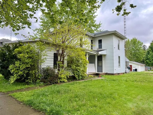 413 Woodlawn Ave, Bucyrus, OH 44820