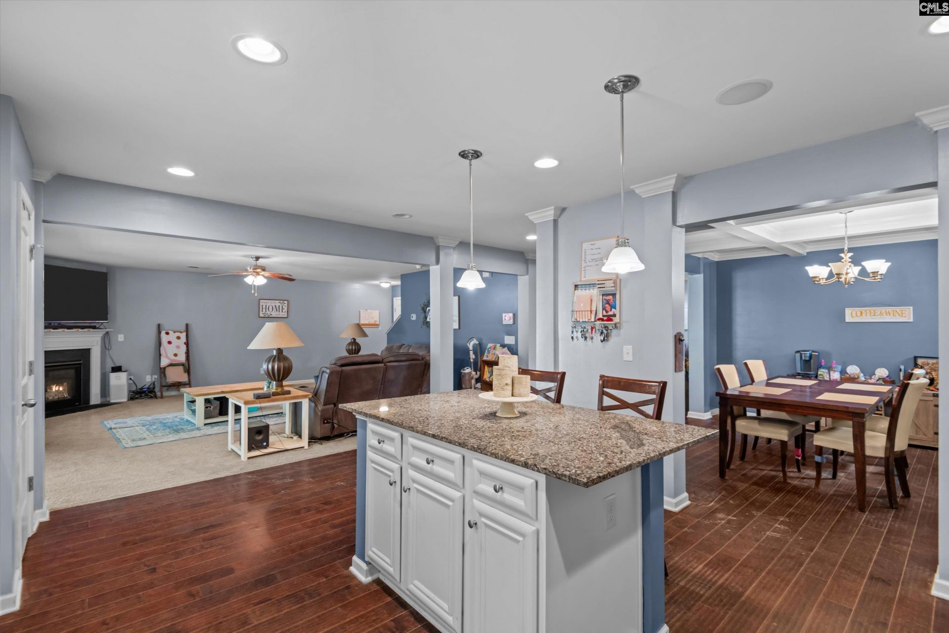 21 Regal Drive  Photo 11