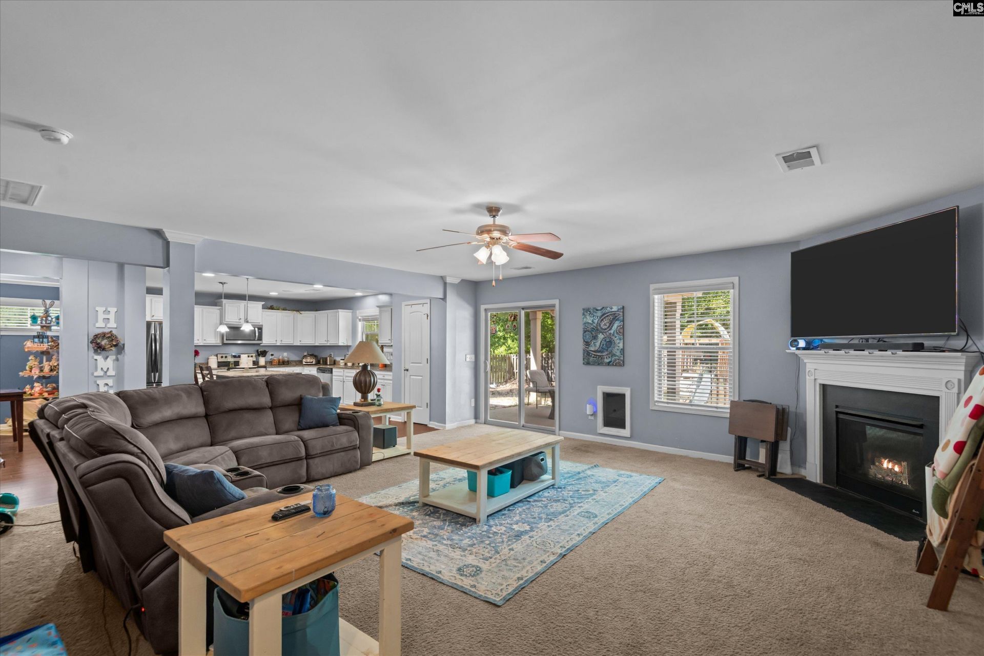 21 Regal Drive  Photo 13