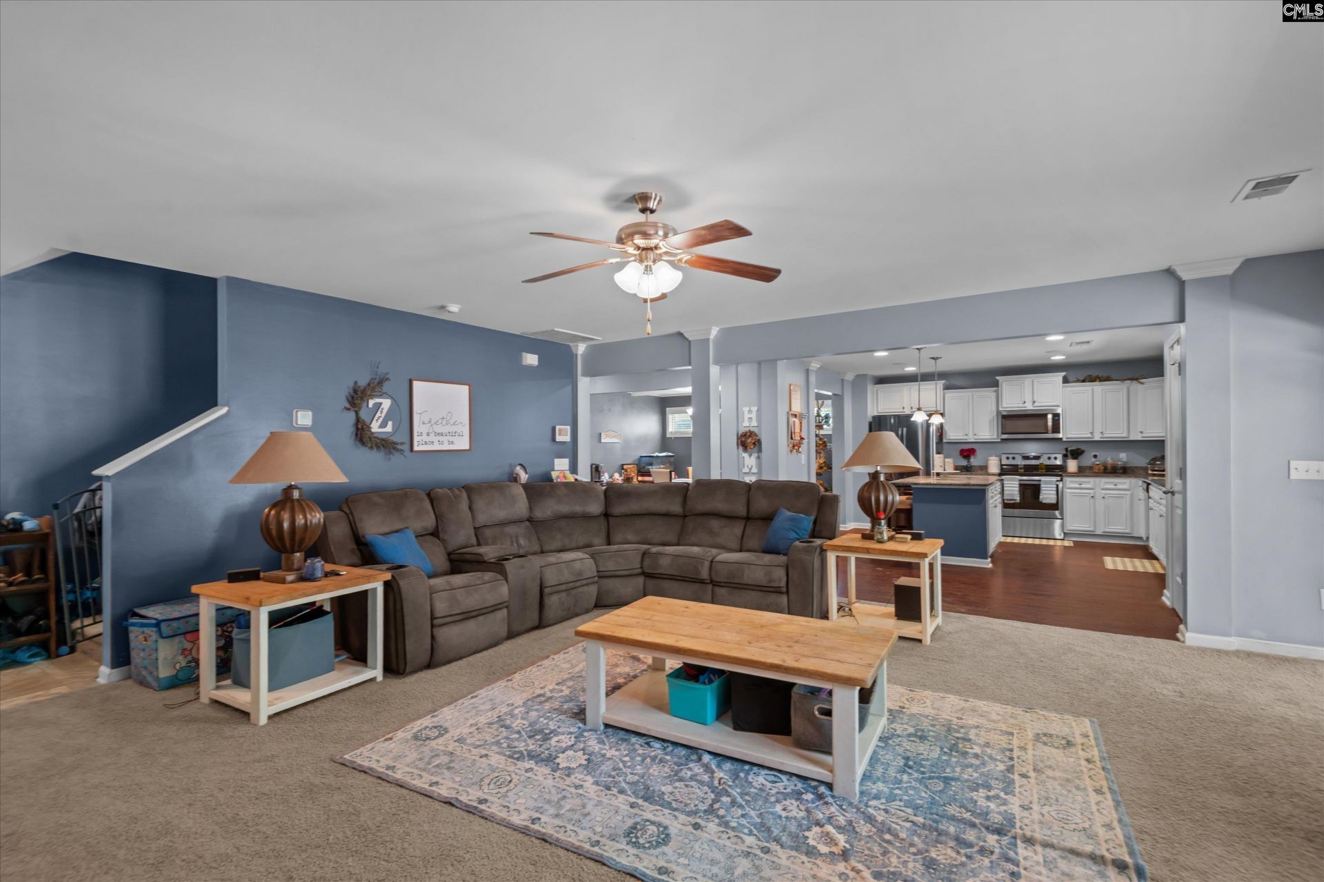 21 Regal Drive  Photo 15