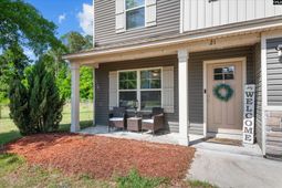 21 Regal Drive  photo 4