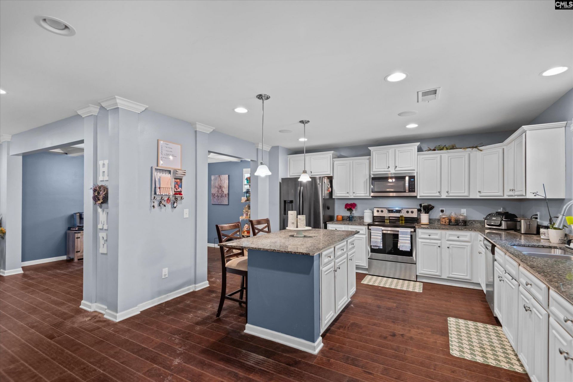 21 Regal Drive  Photo 9