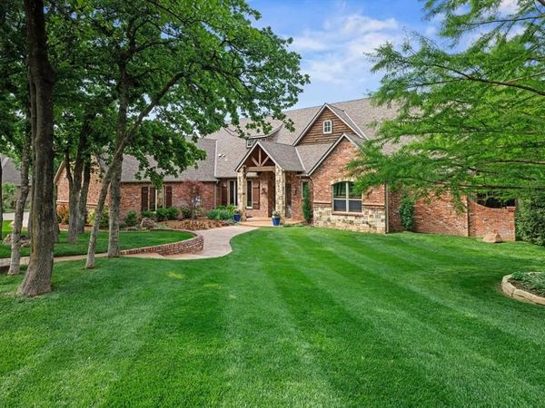 2545 Crestwood Drive, Jones, OK 73049