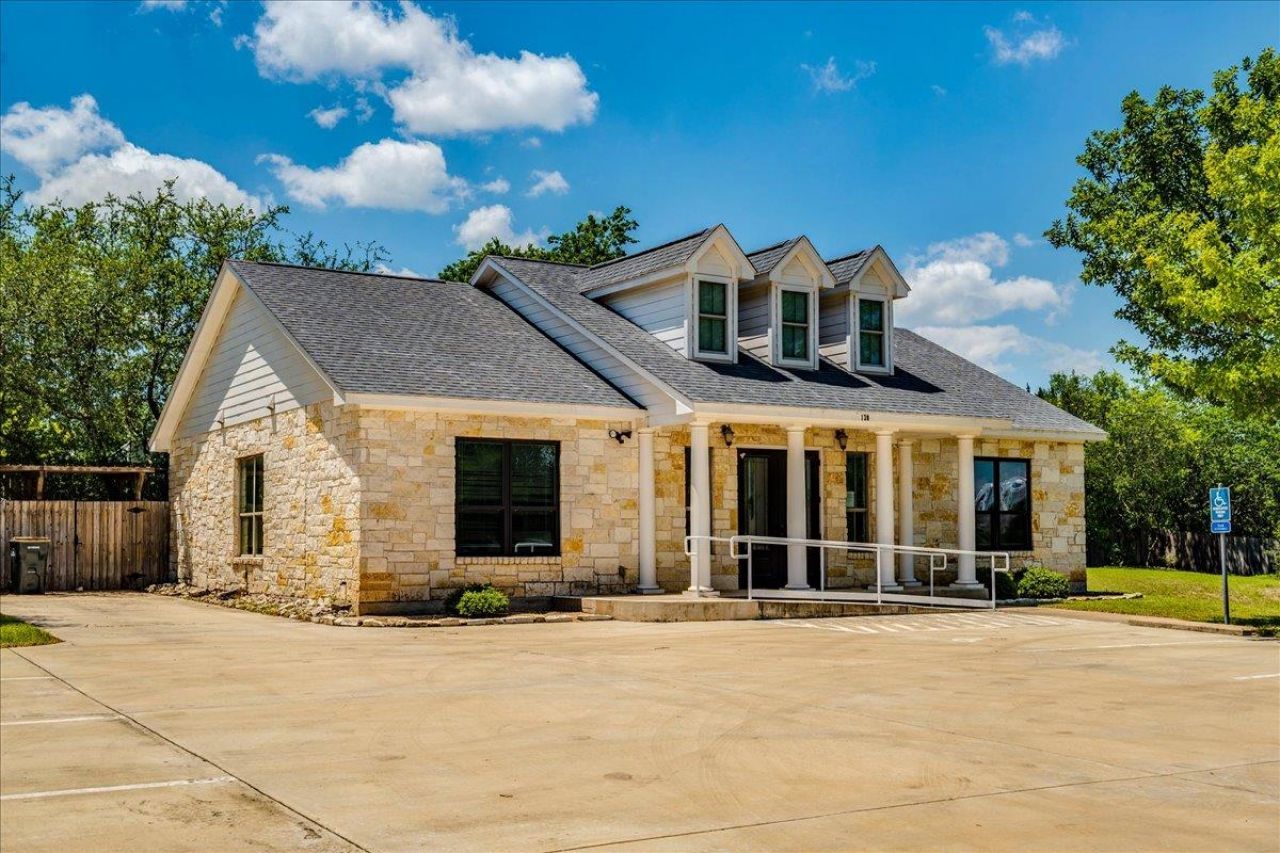 130 Hall Professional Ctr, Kyle, TX 78640 Main Photo