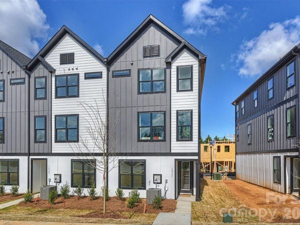 10721 Mallard Creek Road , Charlotte, NC 28262