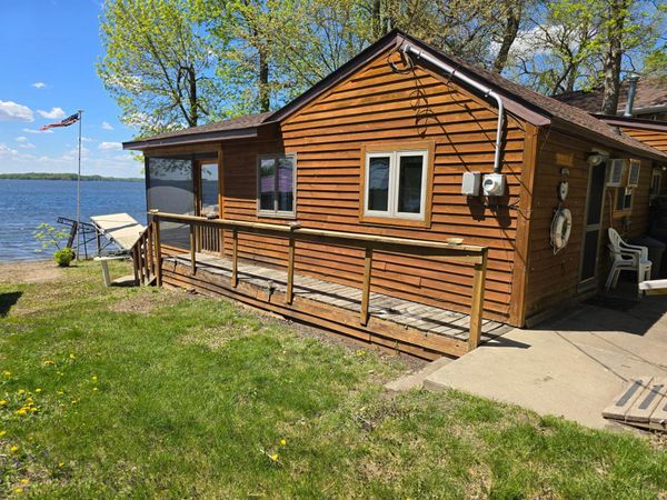 735 Reed Street N, Waterville, MN 56096
