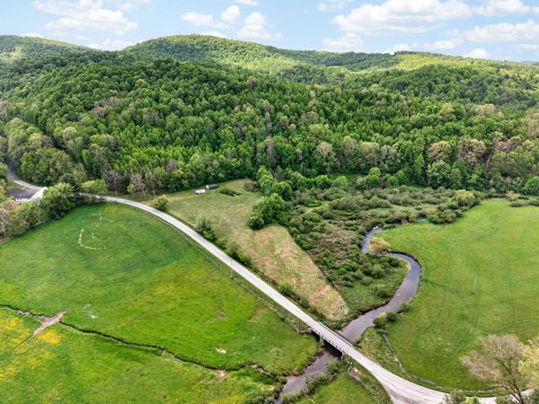 1866 Buffalo Mountain RD SW, Willis, VA 24380