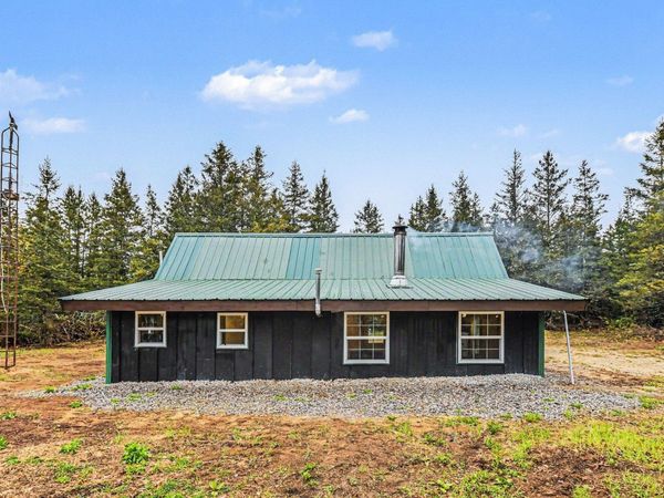 1910 46 Road W, Cadillac, MI 49601