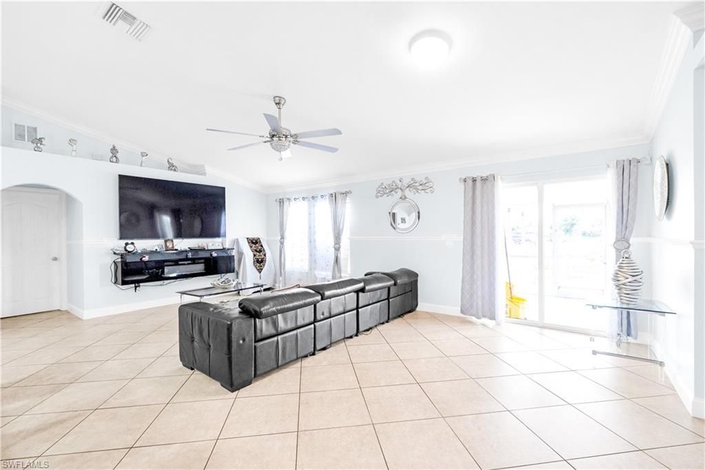 4207 30th St Sw, Lehigh Acres, FL 33976 Photo