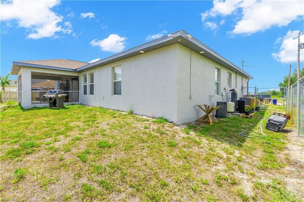 4207 30th St Sw, Lehigh Acres, FL 33976 Photo