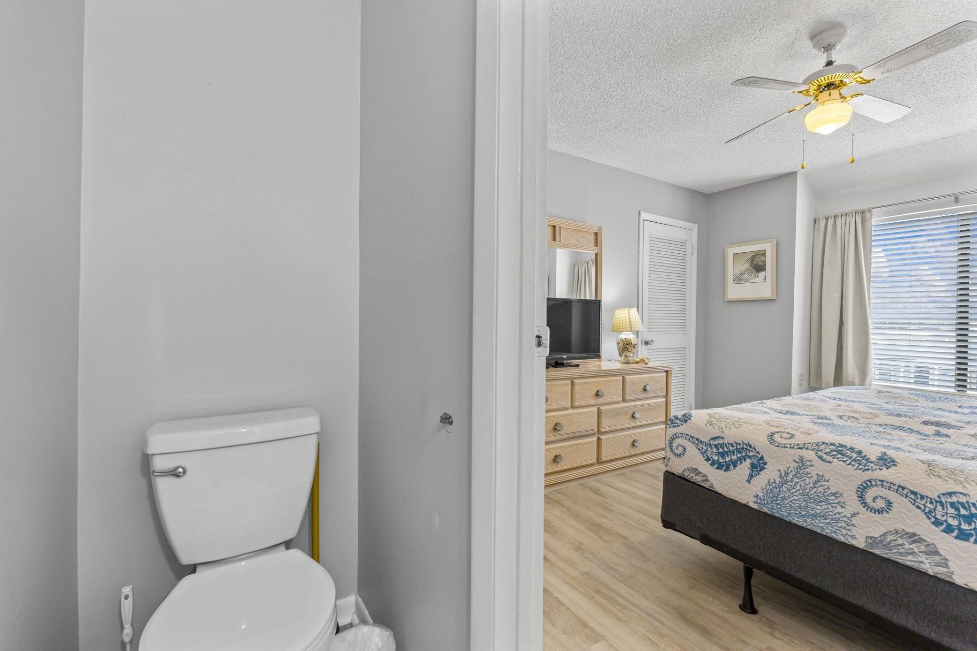 4801 N Ocean Blvd. Photo 18
