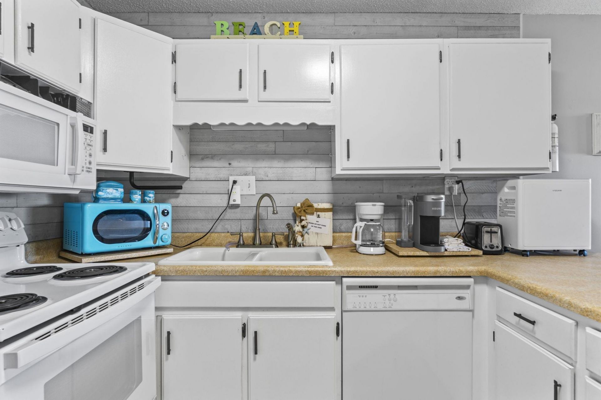 4801 N Ocean Blvd. Photo 4