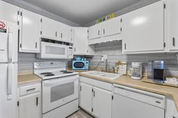 4801 N Ocean Blvd. photo 4