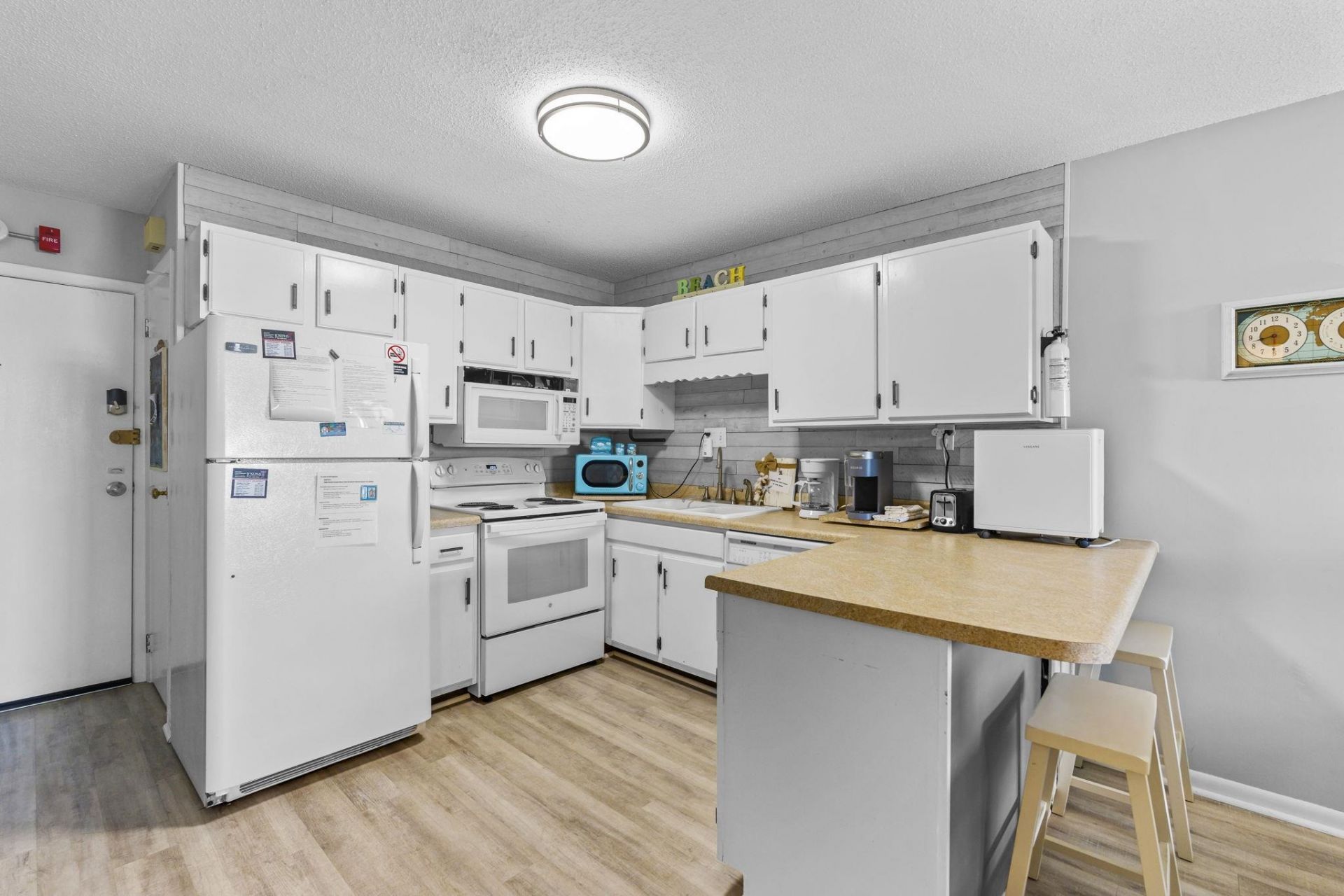 4801 N Ocean Blvd. Photo 6