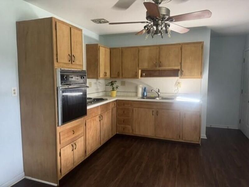 514 Woodland Drive, Heath, OH 43056 Photo 5