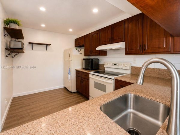 3199 Foxcroft Rd , Unit 215, Miramar, FL 33025