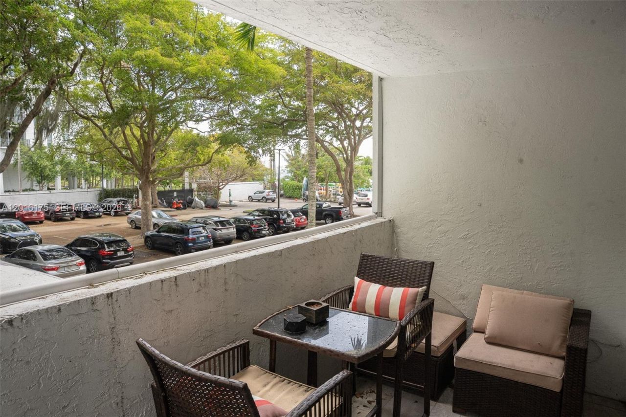 750 NE 64th St, Unit B215, Miami, FL 33138 Photo