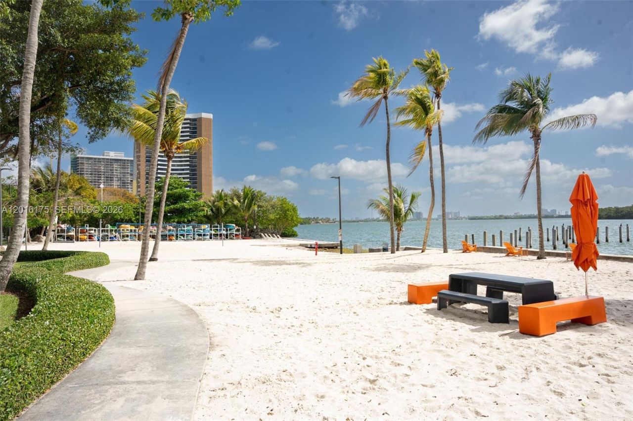 750 NE 64th St, Unit B215, Miami, FL 33138 Photo