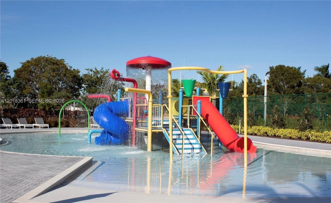 10467 NW 82nd St , Unit 10, Doral, FL 33178 Photo