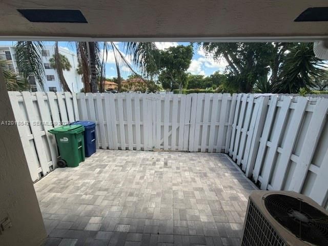 13884 SW 64th St, Miami, FL 33183 Photo