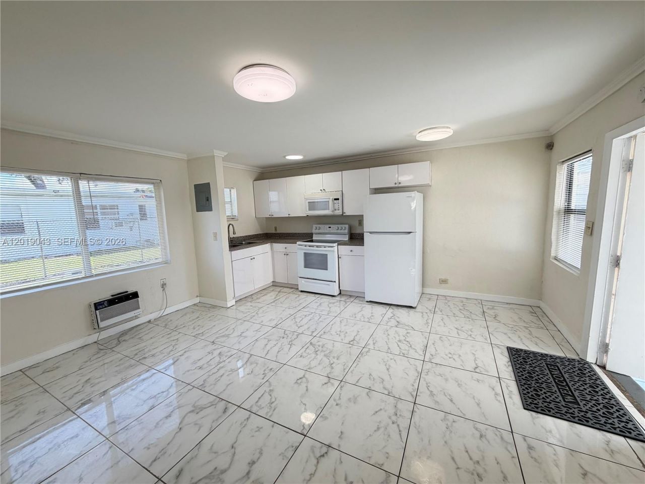 2571 NW 13th Ct , Unit 3, Fort Lauderdale, FL 33311 Photo