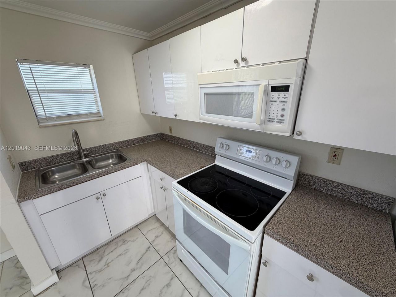 2571 NW 13th Ct , Unit 3, Fort Lauderdale, FL 33311 Photo