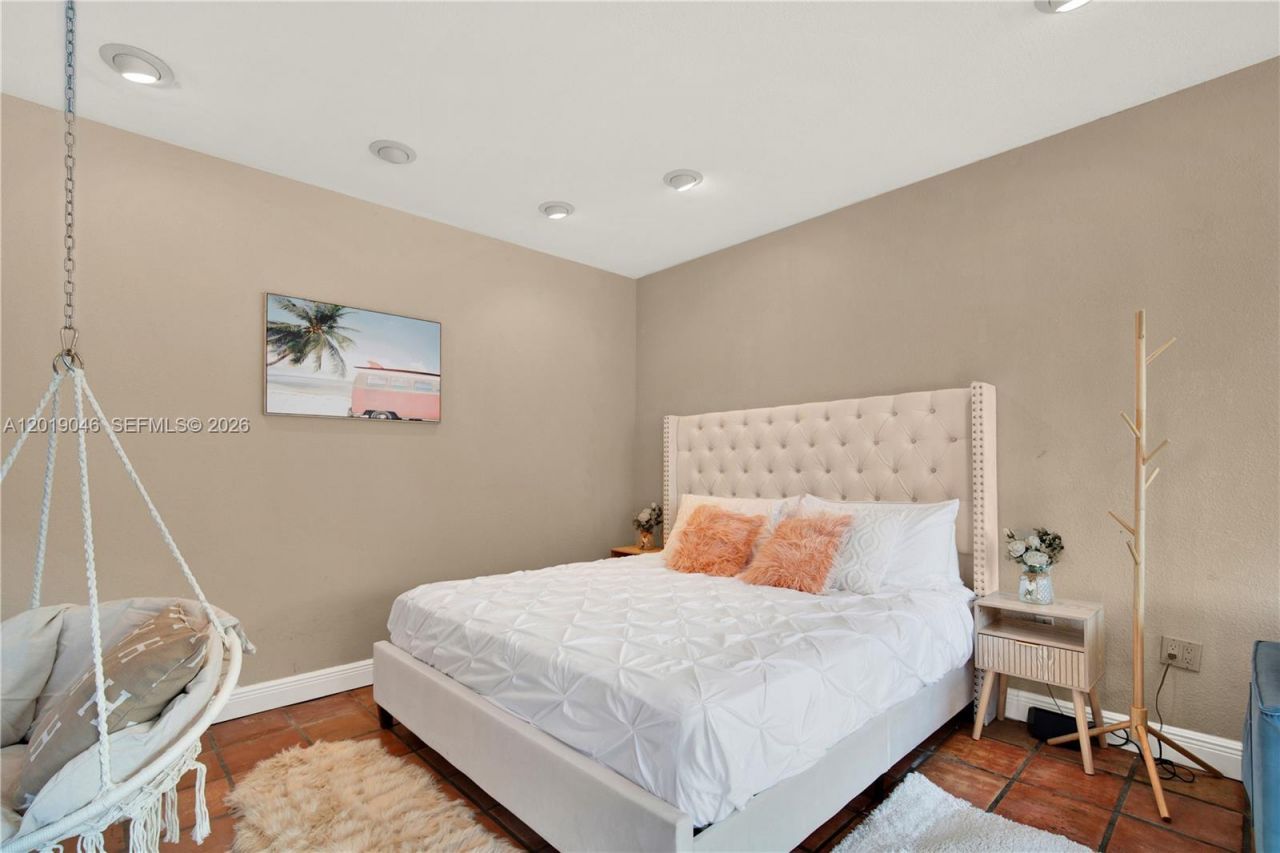 1600 SW 10th St , Fort Lauderdale, FL 33312 Photo