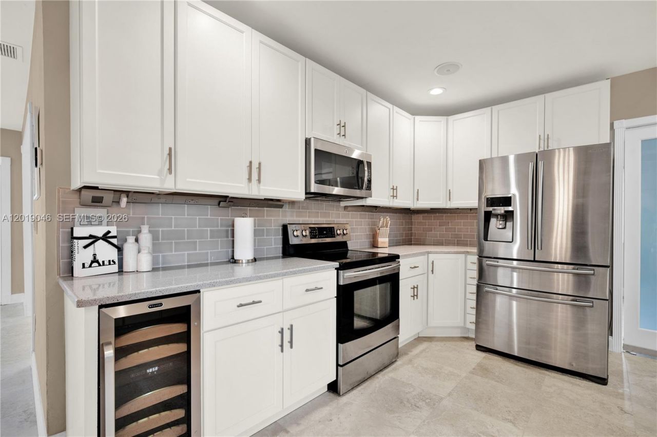 1600 SW 10th St , Fort Lauderdale, FL 33312 Photo