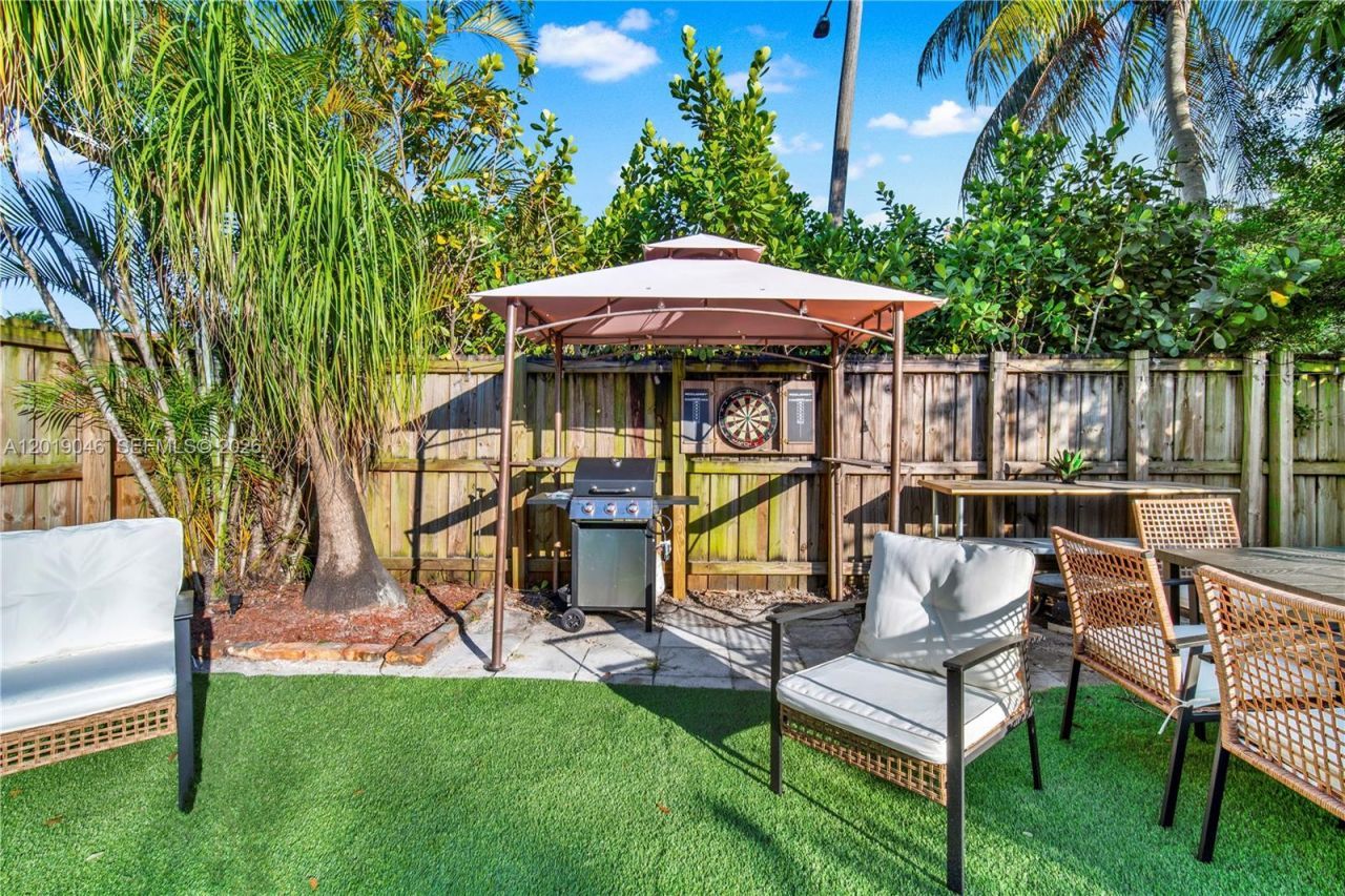 1600 SW 10th St , Fort Lauderdale, FL 33312 Photo
