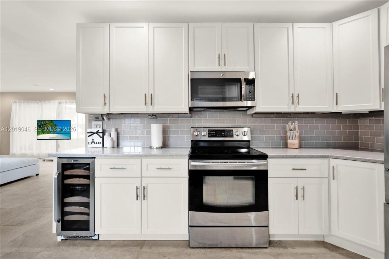 1600 SW 10th St , Fort Lauderdale, FL 33312 Photo