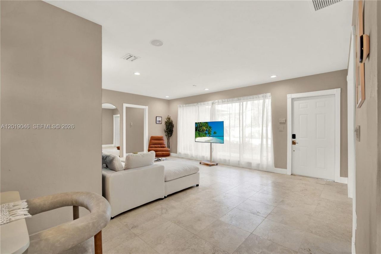 1600 SW 10th St , Fort Lauderdale, FL 33312 Photo