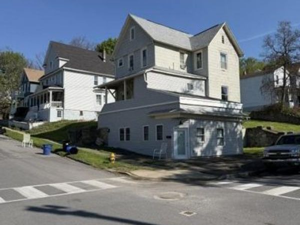 1327 Vine Street, Scranton, PA 18510