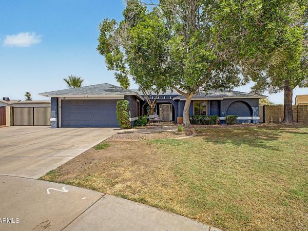 632 N BALBOA Circle, Mesa, AZ 85205