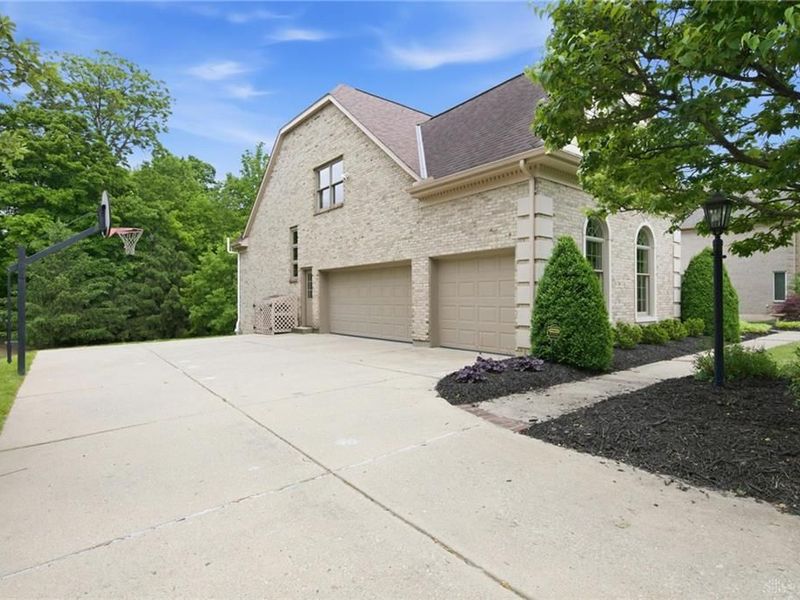 3232 Brinton Trail, Cincinnati, OH 45241 Photo 6