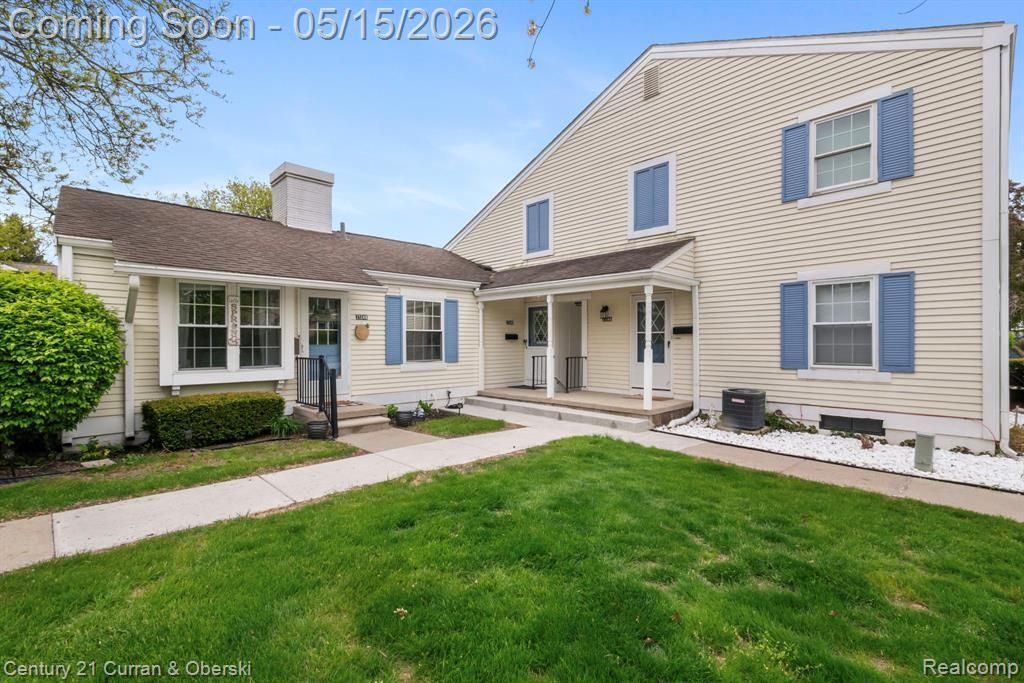 21240 E Glen Haven Circle, Novi, MI 48167 Main Photo