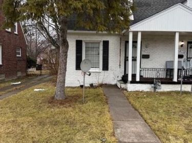 18742 Morang Drive, Detroit, MI 48205