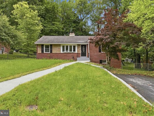4915 SHARON ROAD, TEMPLE HILLS, MD 20748