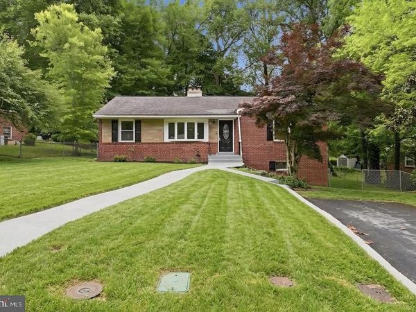 4915 SHARON ROAD, TEMPLE HILLS, MD 20748