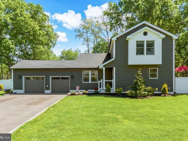 19 ACKER DRIVE, MIDDLETOWN, NJ 07748