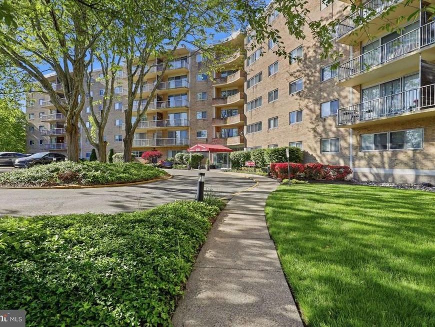 309 Florence Avenue, Unit 329-N, Jenkintown, PA 19046 Main Photo