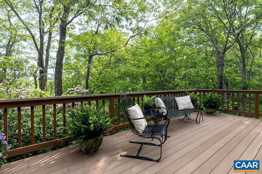 30 Gumtree Dr, Wintergreen Resort, VA 22967 Main Photo
