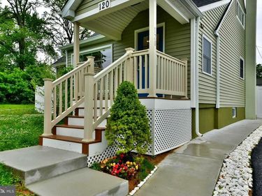 120 ORCHARD DRIVE, FALLSINGTON, PA 19054