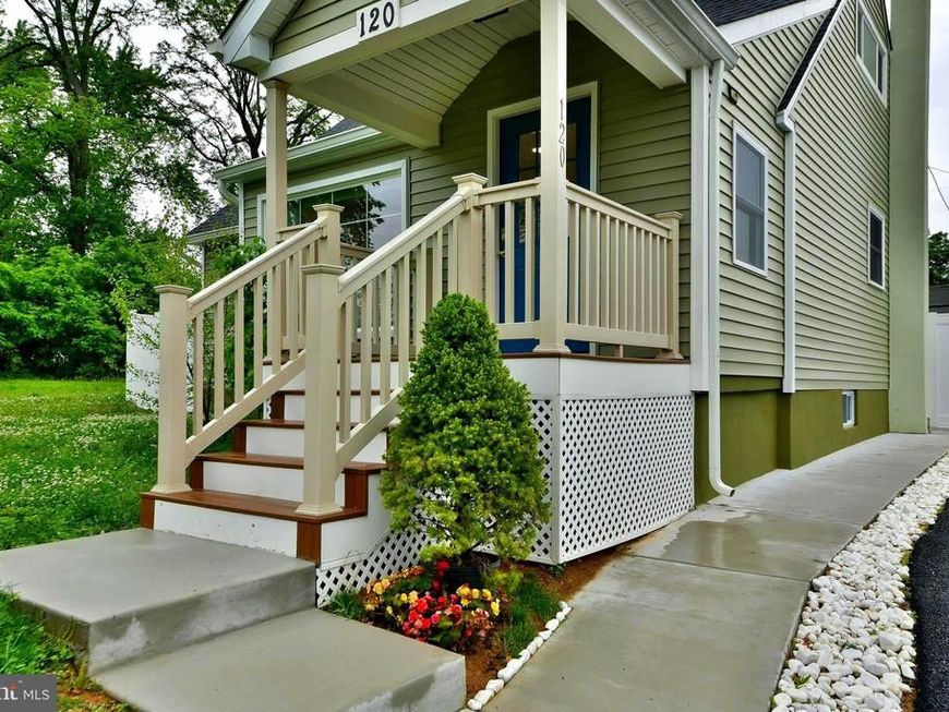 120 Orchard Drive, Levittown, PA 19054 Main Photo