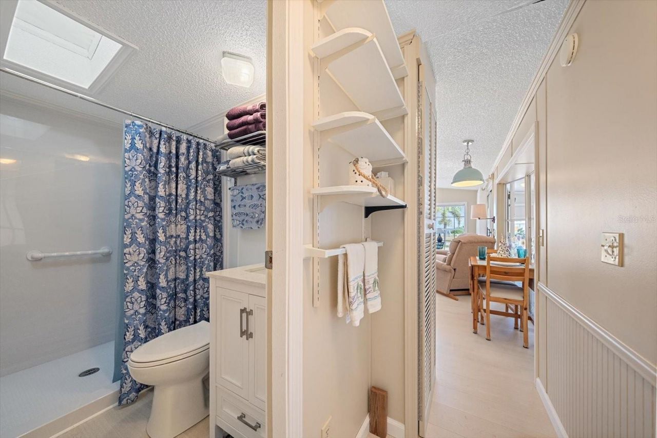 58 Montego Drive, Palmetto, FL 34221 Photo
