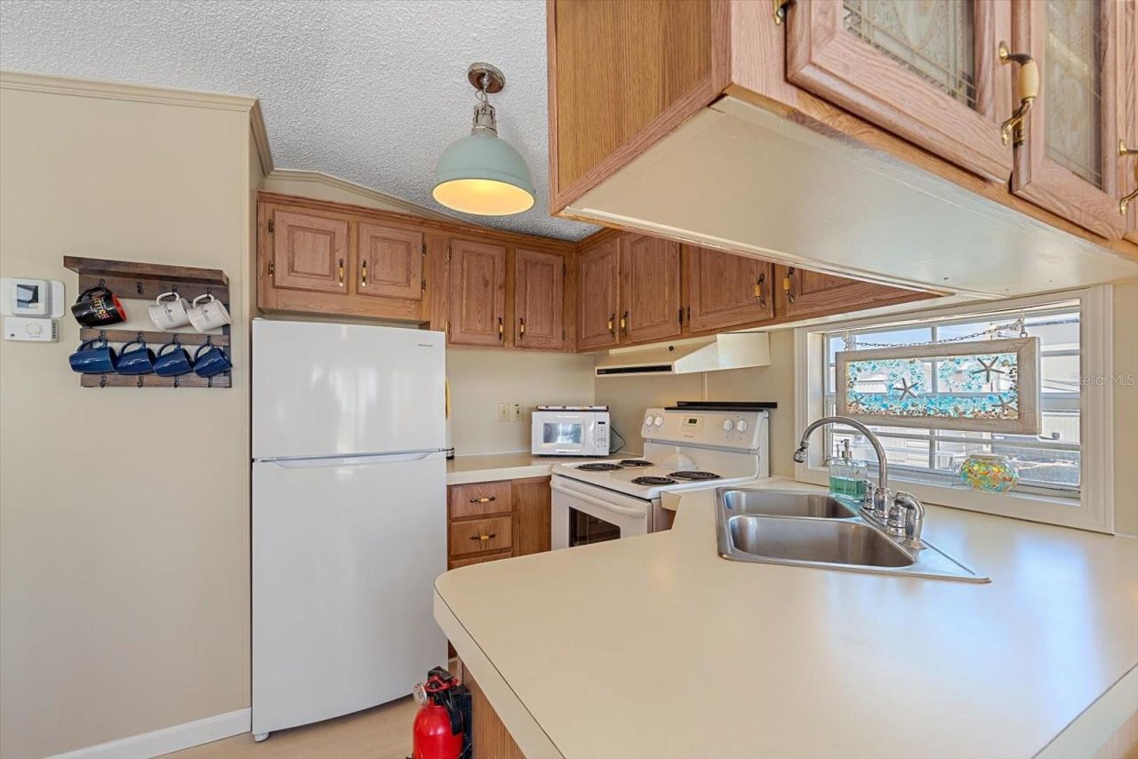 58 Montego Drive, Palmetto, FL 34221 Photo