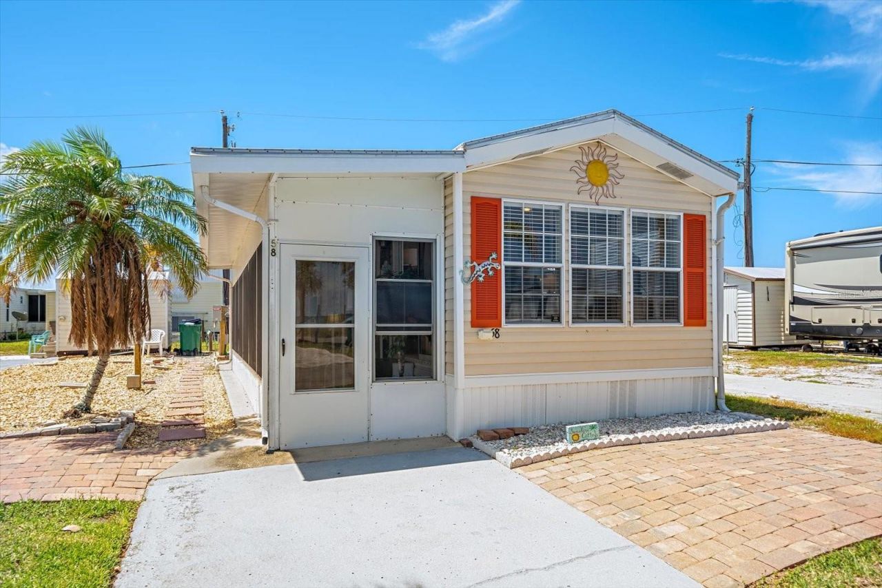 58 Montego Drive, Palmetto, FL 34221 Photo