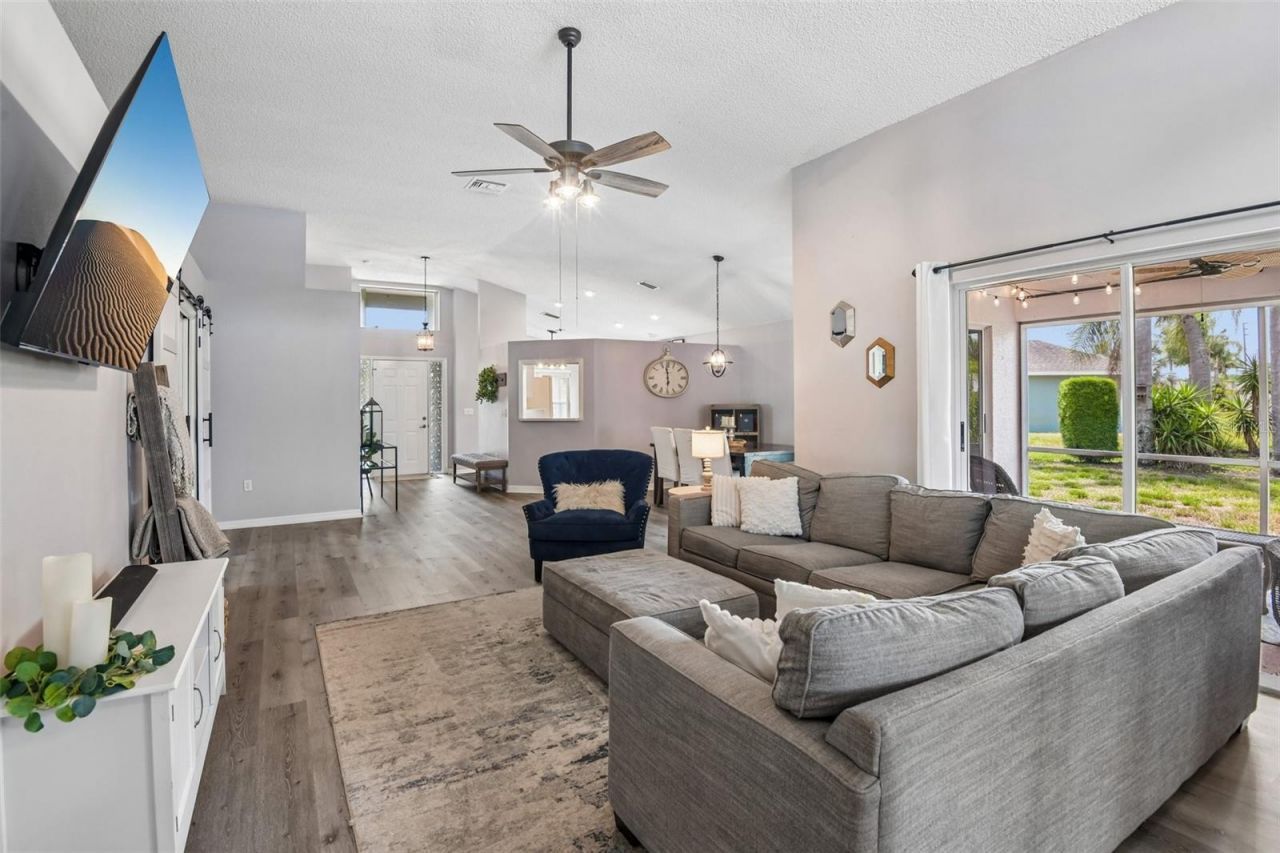 1129 Daleside Lane, New Port Richey, FL 34655 Photo