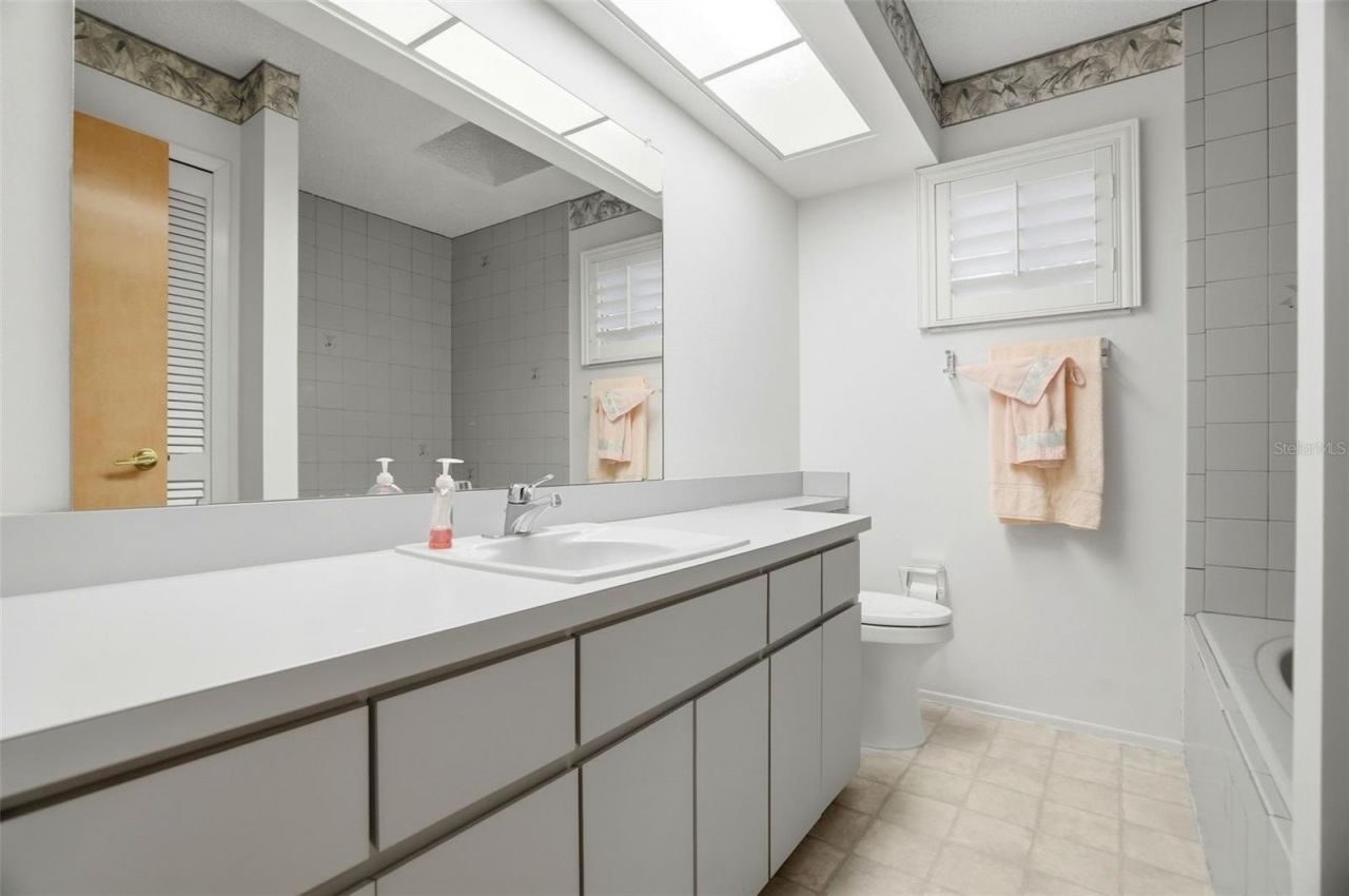 110 Georgia Ave. Avenue, Crystal Beach, FL 34681 Photo