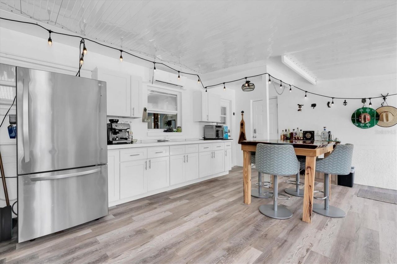 1237 57th Avenue N, Saint Petersburg, FL 33703 Photo