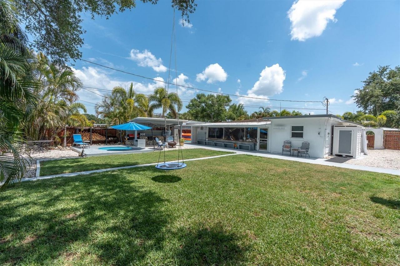 1237 57th Avenue N, Saint Petersburg, FL 33703 Photo